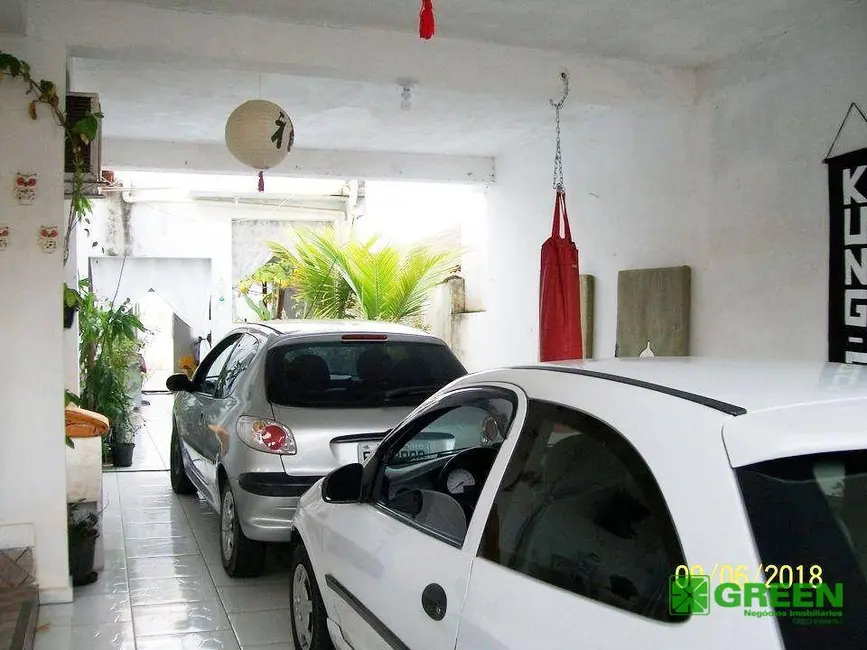 Foto 3 de Casa com 3 quartos à venda, 300m2 em Cajati - SP