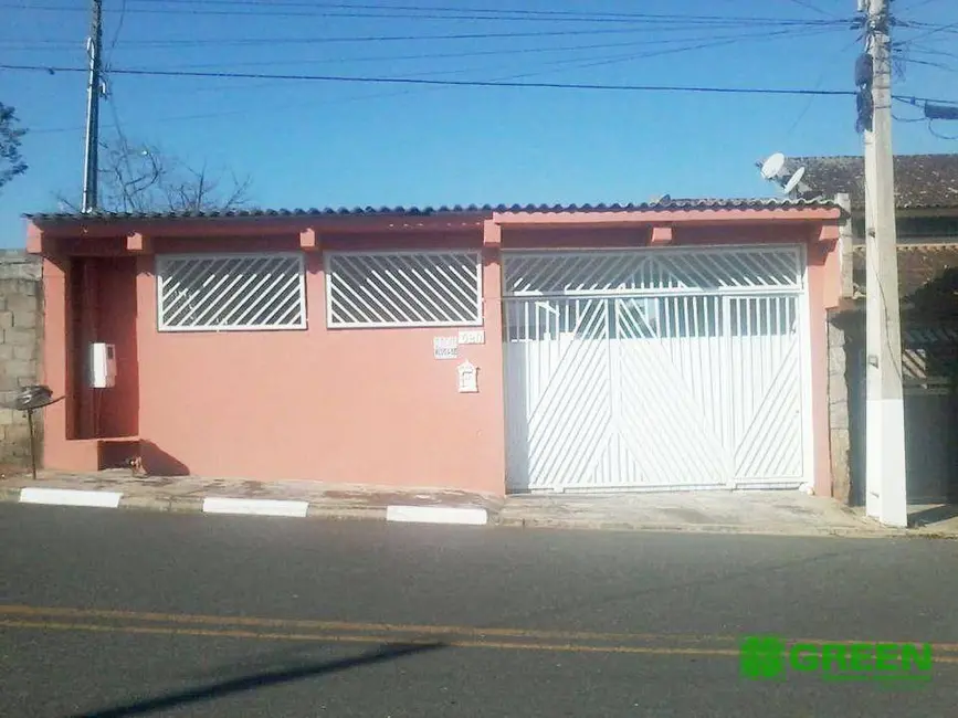 Foto 1 de Casa com 3 quartos à venda, 300m2 em Cajati - SP
