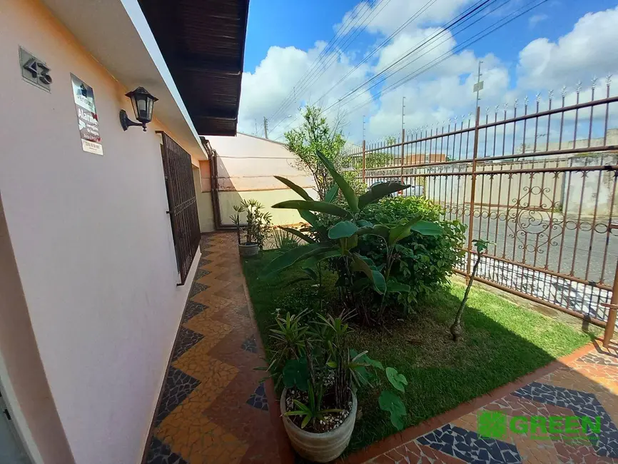 Foto 2 de Casa com 3 quartos à venda, 600m2 em Centro, Registro - SP