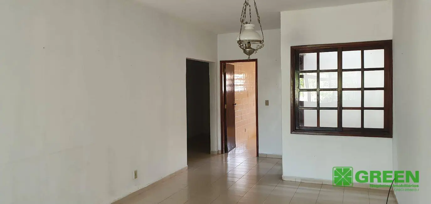 Foto 5 de Casa com 3 quartos à venda, 300m2 em Juquia - SP