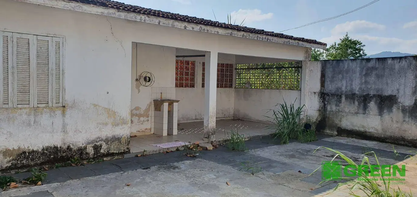 Foto 2 de Casa com 3 quartos à venda, 300m2 em Juquia - SP