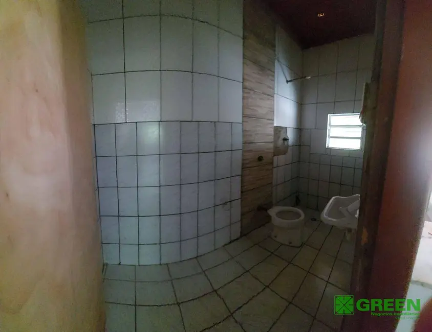 Foto 6 de Casa com 2 quartos à venda, 242m2 em Juquia - SP