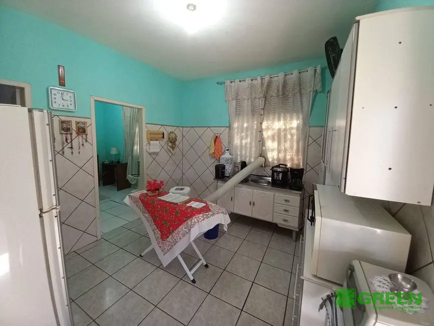 Foto 6 de Casa com 3 quartos à venda, 390m2 em Registro - SP