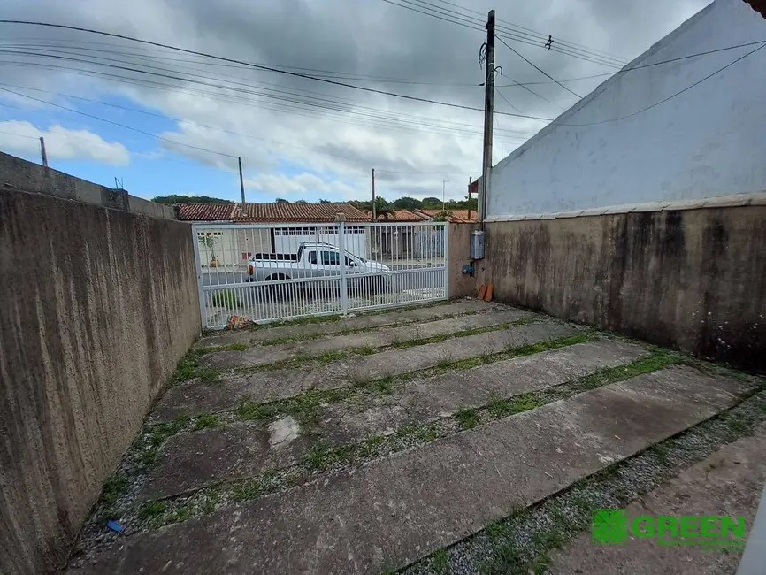 Foto 2 de Casa com 2 quartos à venda, 150m2 em Registro - SP