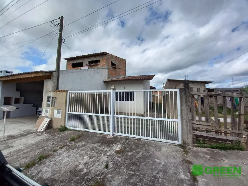 Foto 1 de Casa com 2 quartos à venda, 150m2 em Registro - SP