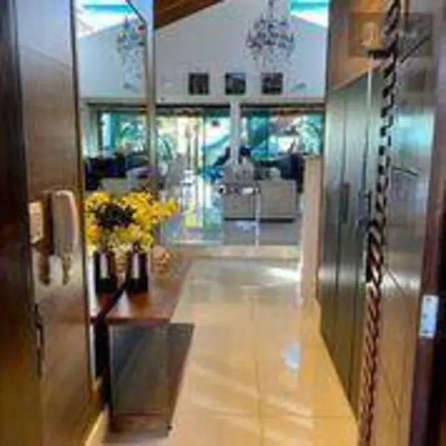 Casa de Condomínio com 4 quartos à venda, 1246m2 em Pinheiro, Valinhos - SP - imagem 4 Foto 4 de Casa de Condomínio com 4 quartos à venda, 1246m2 em Pinheiro, Valinhos - SP