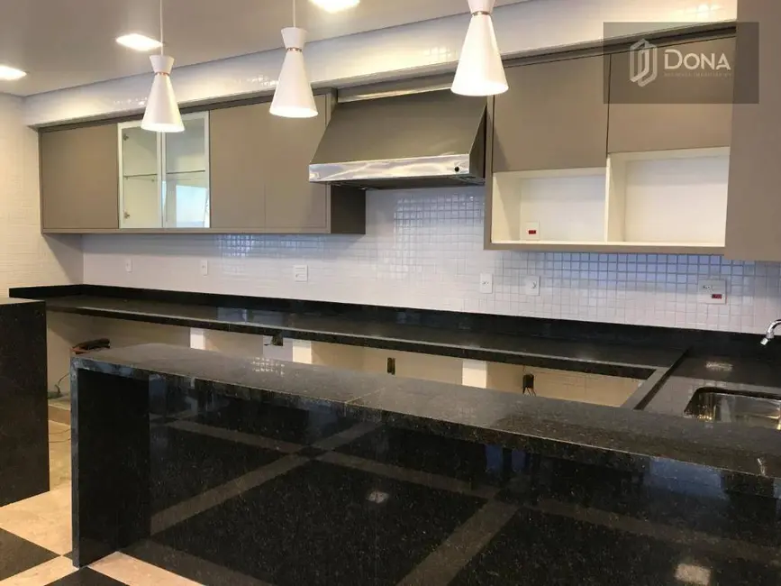 Apartamento com 4 quartos à venda e para alugar, 586m2 em Cambuí, Campinas - SP - imagem 8 Foto 8 de Apartamento com 4 quartos à venda e para alugar, 586m2 em Cambuí, Campinas - SP