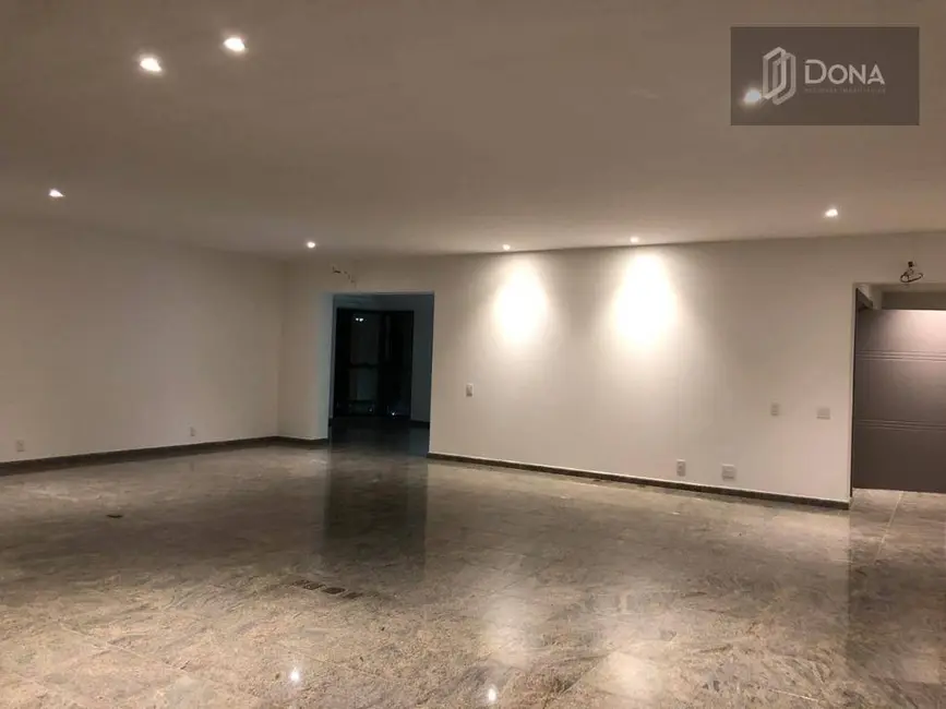 Apartamento com 4 quartos à venda e para alugar, 586m2 em Cambuí, Campinas - SP - imagem 4 Foto 4 de Apartamento com 4 quartos à venda e para alugar, 586m2 em Cambuí, Campinas - SP