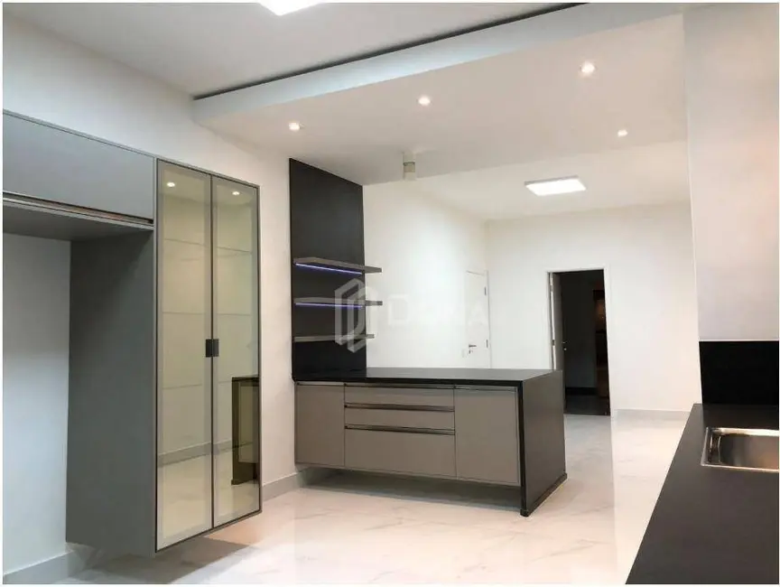 Apartamento com 4 quartos à venda e para alugar, 586m2 em Cambuí, Campinas - SP - imagem 9 Foto 9 de Apartamento com 4 quartos à venda e para alugar, 586m2 em Cambuí, Campinas - SP