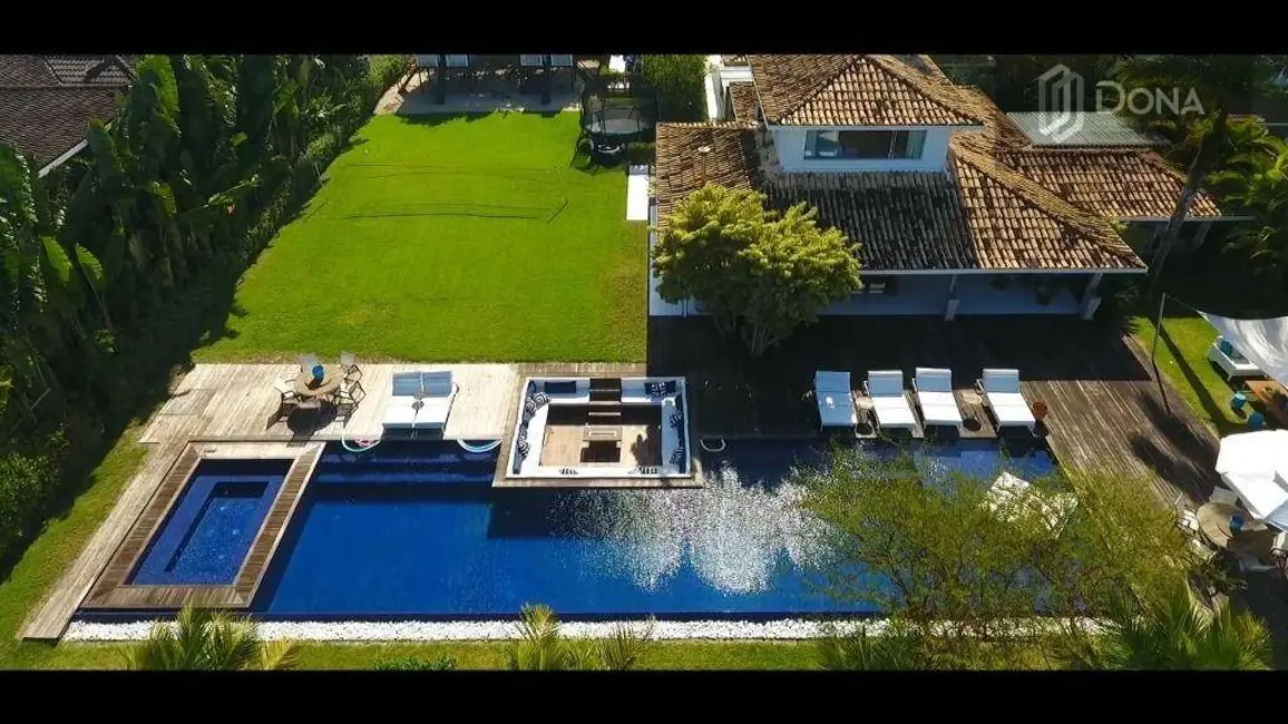 Casa de Condomínio com 5 quartos à venda, 2000m2 em Mangaratiba - RJ - imagem 2 Foto 2 de Casa de Condomínio com 5 quartos à venda, 2000m2 em Mangaratiba - RJ