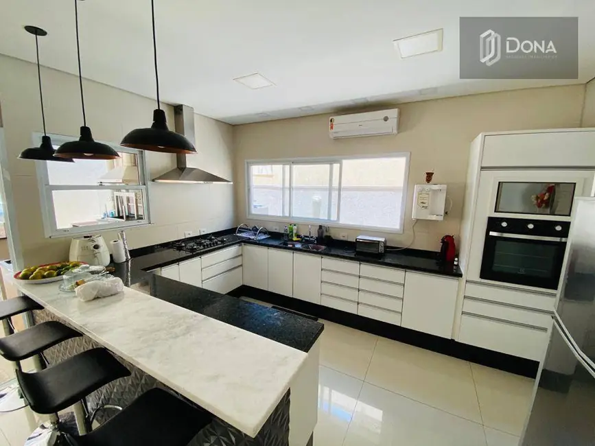 Foto 6 de Casa de Condomínio com 4 quartos à venda, 360m2 em Swiss Park, Campinas - SP