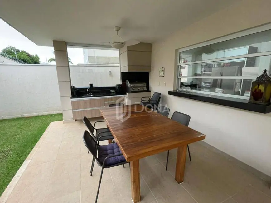 Foto 7 de Casa de Condomínio com 3 quartos à venda, 300m2 em Campinas - SP