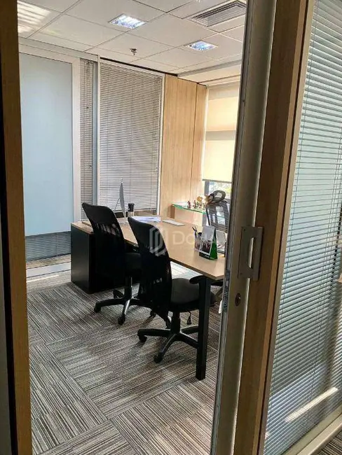 Sala Comercial para alugar, 357m2 em Cambuí, Campinas - SP - imagem 9 Foto 9 de Sala Comercial para alugar, 357m2 em Cambuí, Campinas - SP
