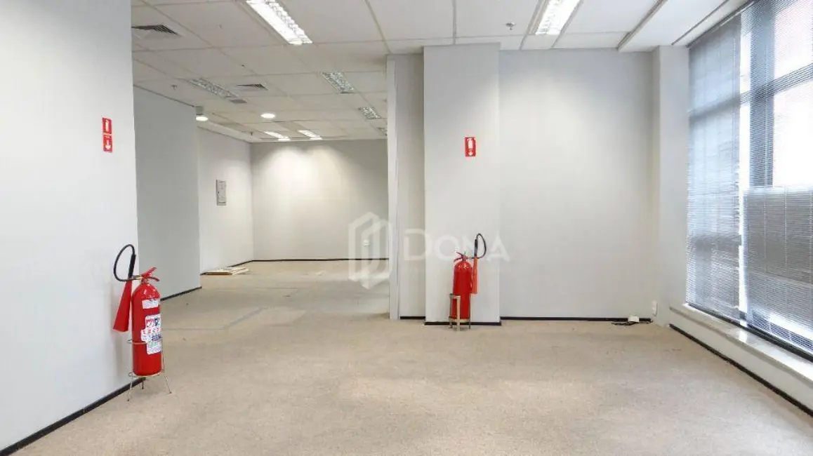 Sala Comercial para alugar, 163m2 em Cambuí, Campinas - SP - imagem 5 Foto 5 de Sala Comercial para alugar, 163m2 em Cambuí, Campinas - SP