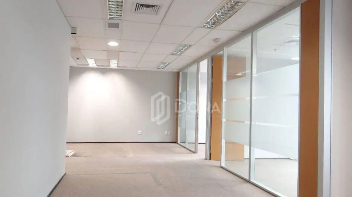 Sala Comercial para alugar, 163m2 em Cambuí, Campinas - SP - imagem 3 Foto 3 de Sala Comercial para alugar, 163m2 em Cambuí, Campinas - SP