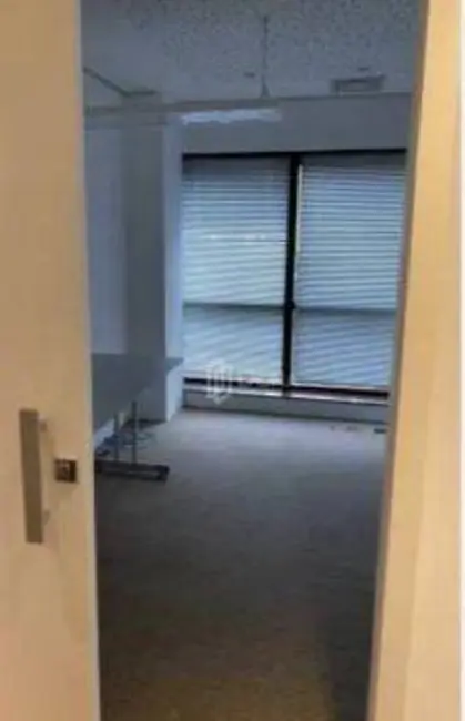 Sala Comercial para alugar, 127m2 em Jardim Madalena, Campinas - SP - imagem 3 Foto 3 de Sala Comercial para alugar, 127m2 em Jardim Madalena, Campinas - SP