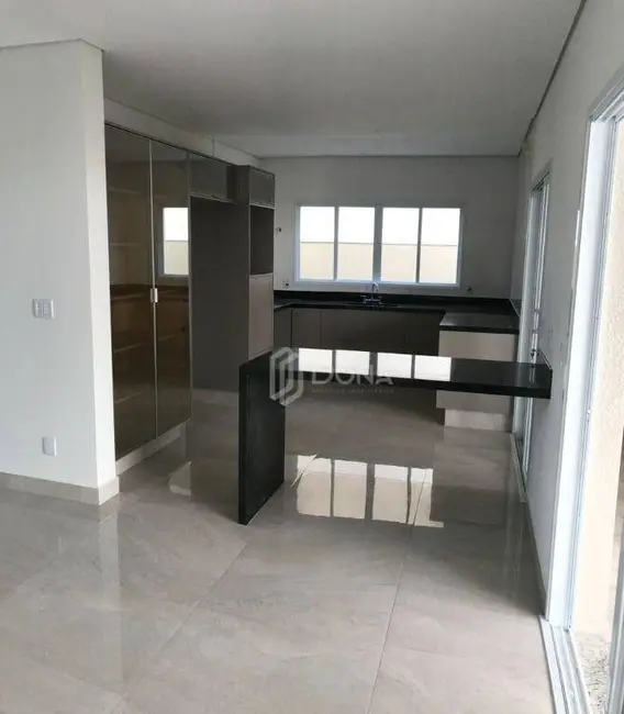 Casa de Condomínio com 4 quartos à venda, 360m2 em Swiss Park, Campinas - SP - imagem 4 Foto 4 de Casa de Condomínio com 4 quartos à venda, 360m2 em Swiss Park, Campinas - SP