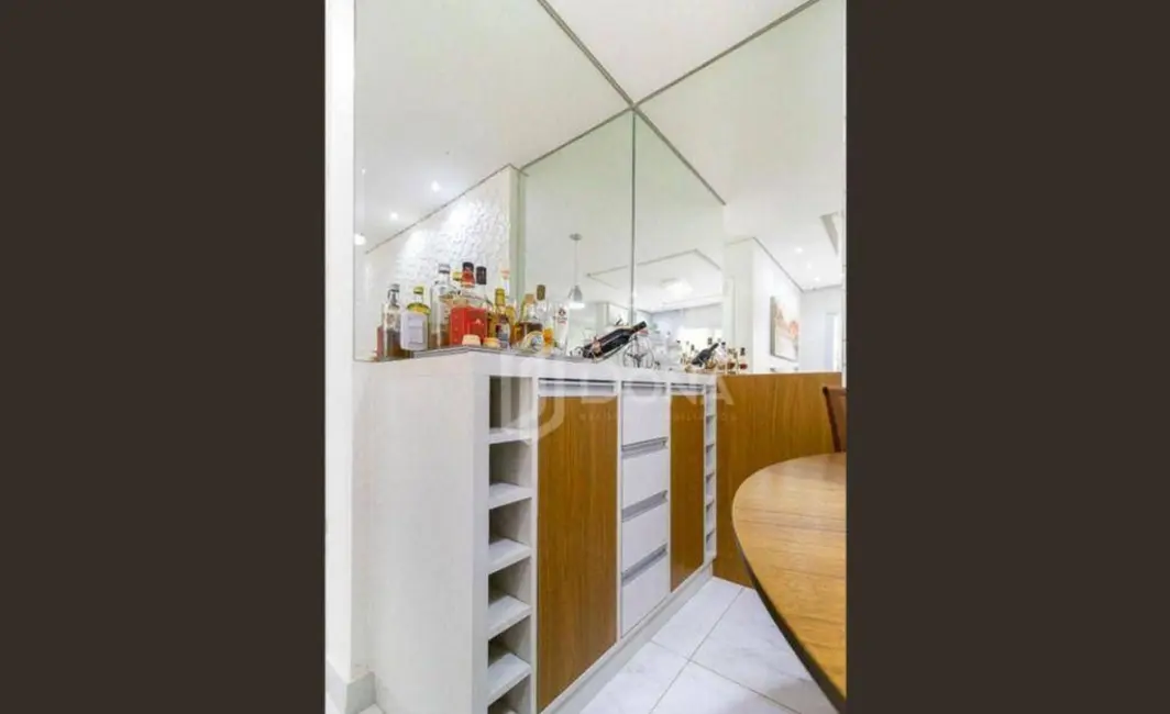 Apartamento com 2 quartos à venda, 60m2 em Cambuí, Campinas - SP - imagem 6 Foto 6 de Apartamento com 2 quartos à venda, 60m2 em Cambuí, Campinas - SP