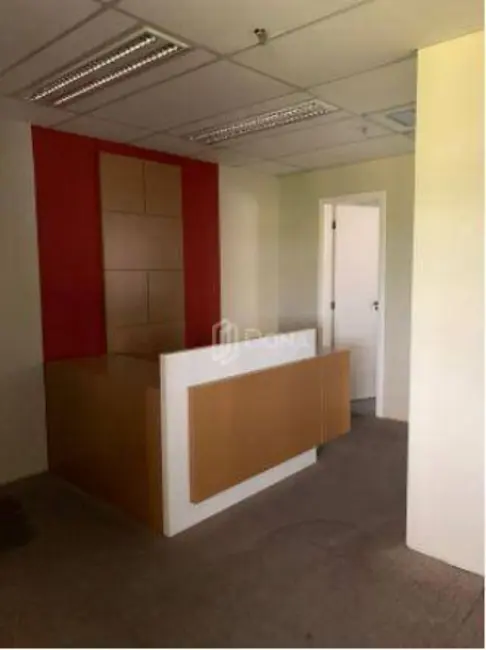Sala Comercial para alugar, 170m2 em Vila Brandina, Campinas - SP - imagem 3 Foto 3 de Sala Comercial para alugar, 170m2 em Vila Brandina, Campinas - SP