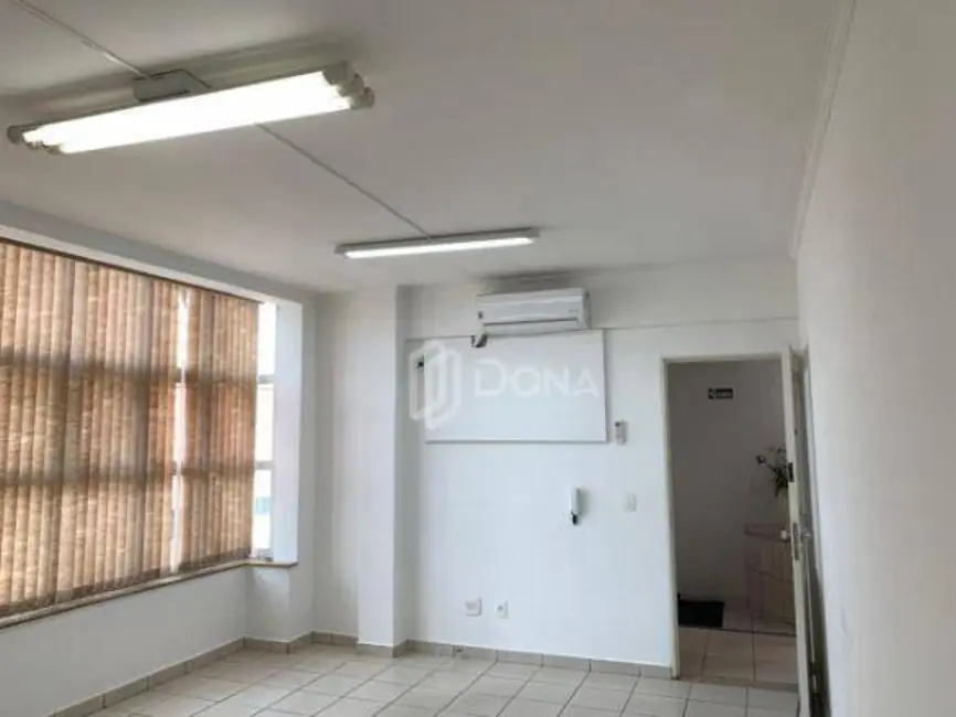 Foto 3 de Sala Comercial para alugar, 28m2 em Taquaral, Campinas - SP