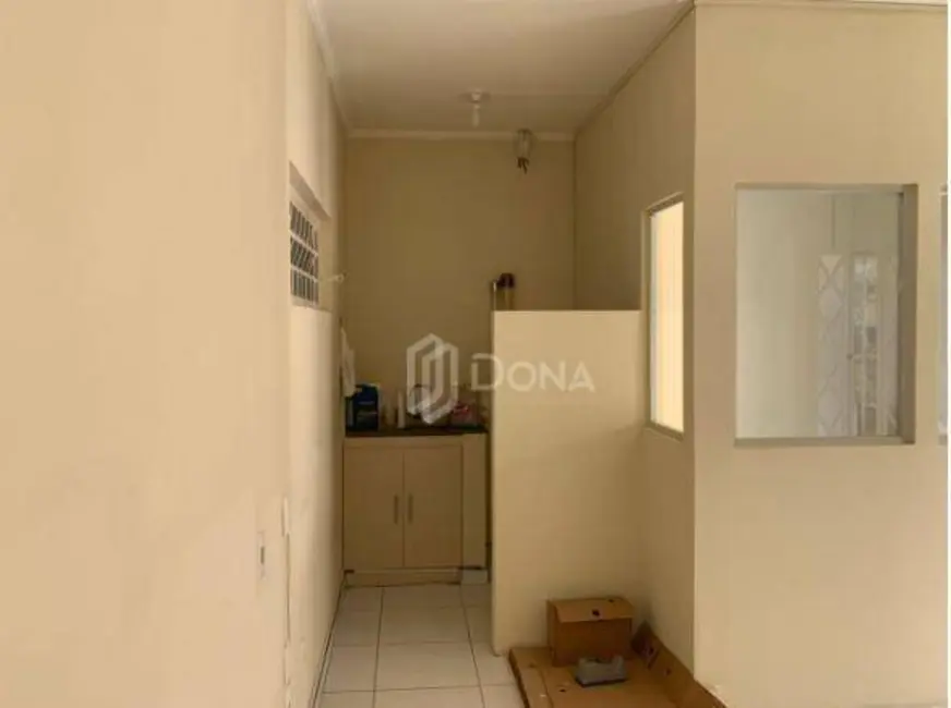 Sala Comercial para alugar, 23m2 em Taquaral, Campinas - SP - imagem 2 Foto 2 de Sala Comercial para alugar, 23m2 em Taquaral, Campinas - SP