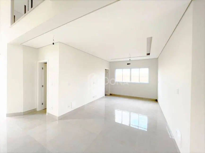 Foto 3 de Casa de Condomínio com 4 quartos à venda, 360m2 em Swiss Park, Campinas - SP