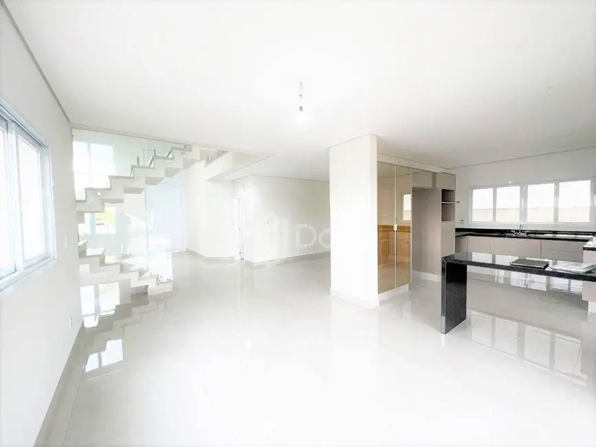 Foto 6 de Casa de Condomínio com 3 quartos à venda, 360m2 em Swiss Park, Campinas - SP