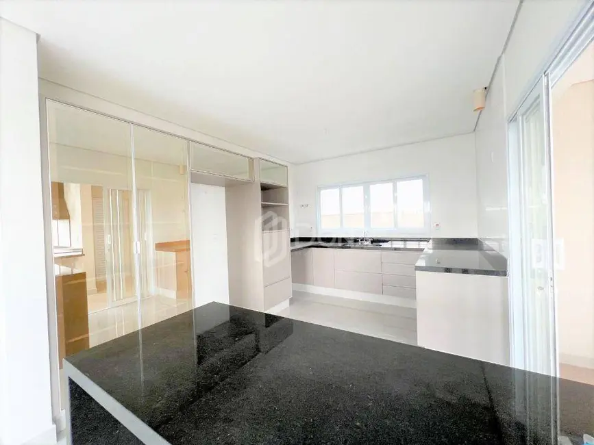 Foto 8 de Casa de Condomínio com 3 quartos à venda, 360m2 em Swiss Park, Campinas - SP