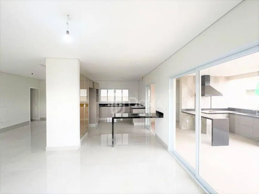 Foto 7 de Casa de Condomínio com 3 quartos à venda, 360m2 em Swiss Park, Campinas - SP