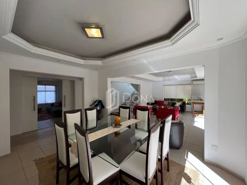 Casa de Condomínio com 3 quartos à venda e para alugar, 480m2 em Jardim Paiquerê, Valinhos - SP - imagem 8 Foto 8 de Casa de Condomínio com 3 quartos à venda e para alugar, 480m2 em Jardim Paiquerê, Valinhos - SP