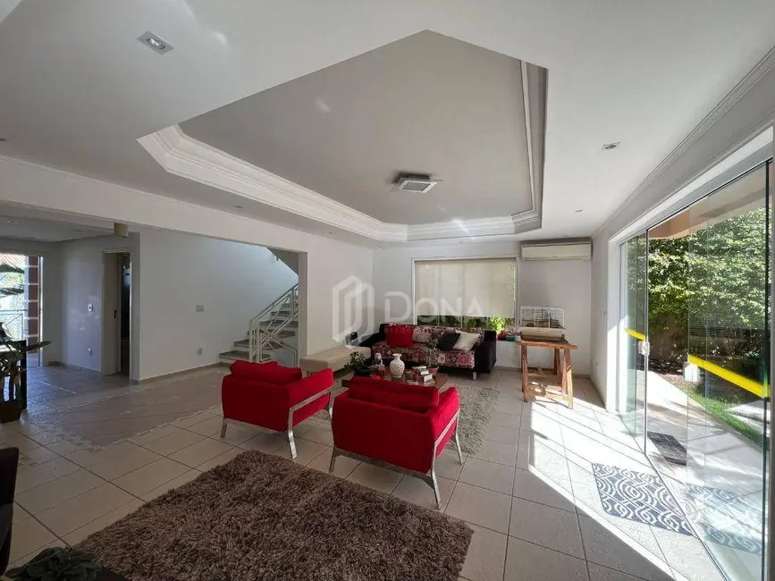 Casa de Condomínio com 3 quartos à venda e para alugar, 480m2 em Jardim Paiquerê, Valinhos - SP - imagem 4 Foto 4 de Casa de Condomínio com 3 quartos à venda e para alugar, 480m2 em Jardim Paiquerê, Valinhos - SP