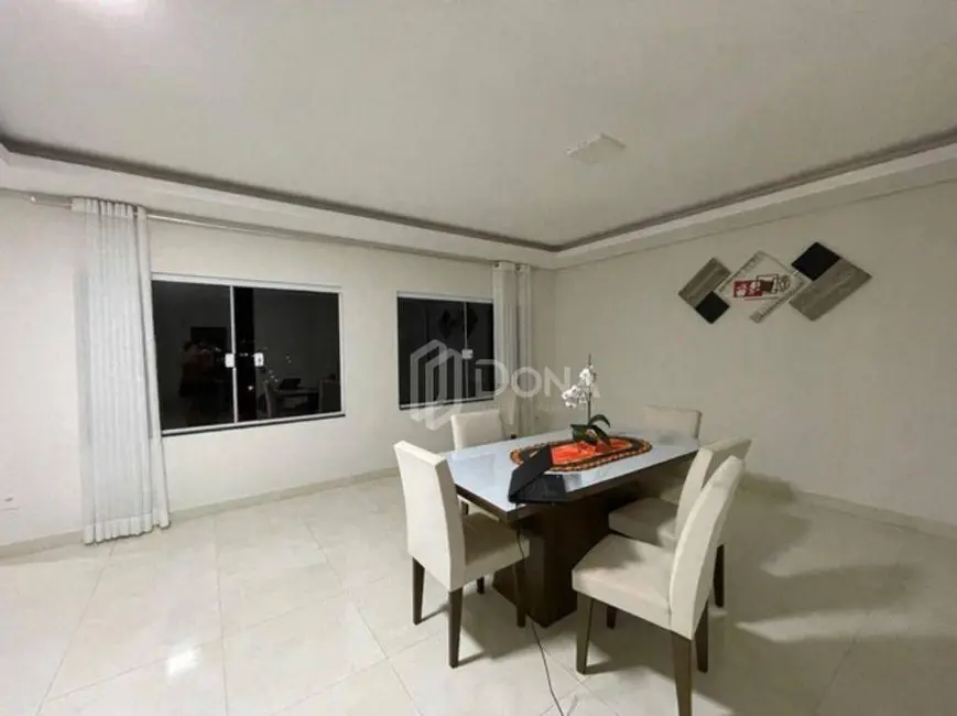 Foto 6 de Casa com 3 quartos à venda, 360m2 em Vila Brandina, Campinas - SP