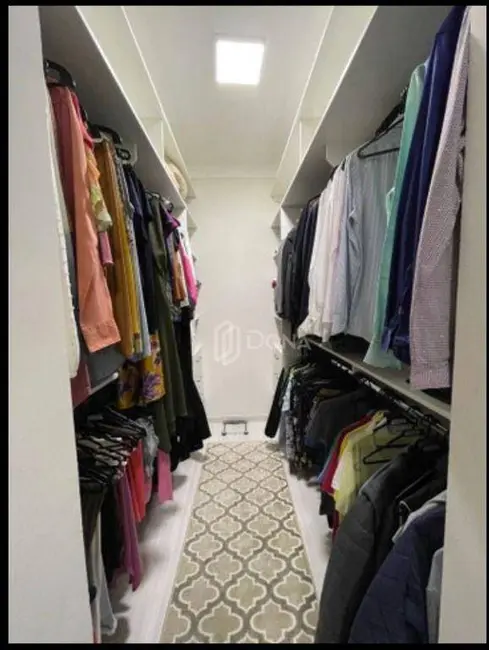 Foto 9 de Casa com 3 quartos à venda, 360m2 em Vila Brandina, Campinas - SP