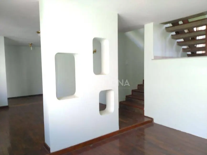 Foto 5 de Casa com 3 quartos à venda, 350m2 em Jardim das Paineiras, Campinas - SP