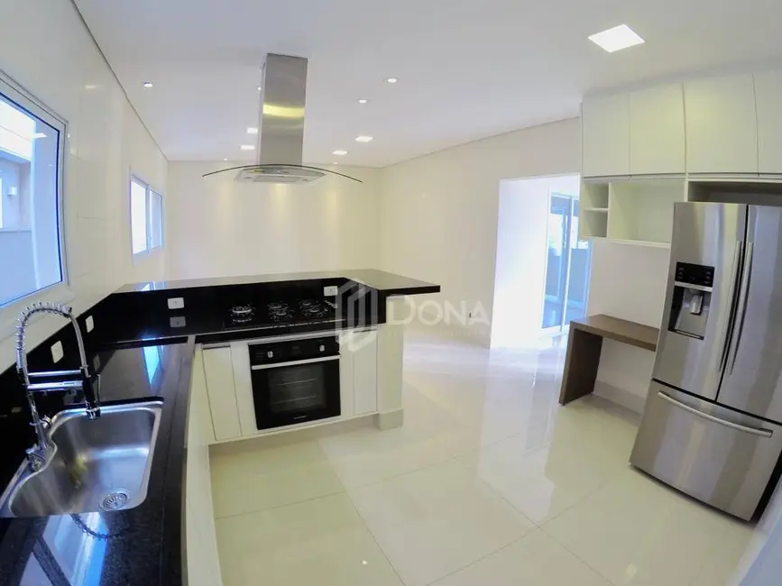 Casa de Condomínio com 3 quartos à venda, 380m2 em Loteamento Parque dos Alecrins, Campinas - SP - imagem 7 Foto 7 de Casa de Condomínio com 3 quartos à venda, 380m2 em Loteamento Parque dos Alecrins, Campinas - SP