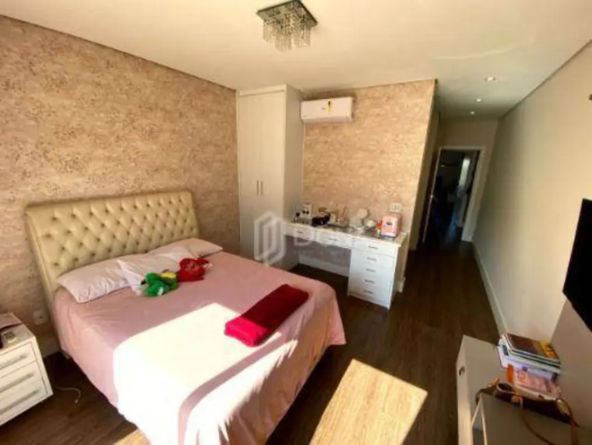 Foto 7 de Casa de Condomínio com 4 quartos à venda, 360m2 em Swiss Park, Campinas - SP