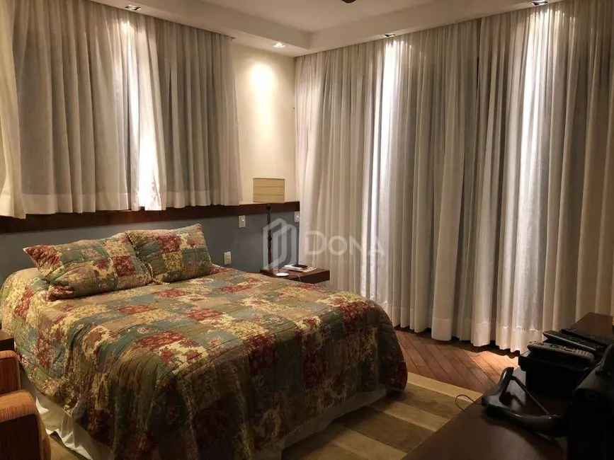 Casa de Condomínio com 4 quartos à venda, 950m2 em Alphaville Dom Pedro, Campinas - SP - imagem 2 Foto 2 de Casa de Condomínio com 4 quartos à venda, 950m2 em Alphaville Dom Pedro, Campinas - SP