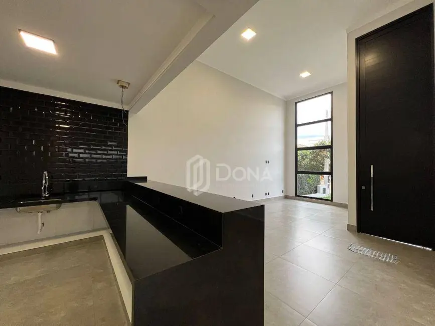 Casa de Condomínio com 3 quartos à venda, 300m2 em Paulinia - SP - imagem 1 Foto 1 de Casa de Condomínio com 3 quartos à venda, 300m2 em Paulinia - SP