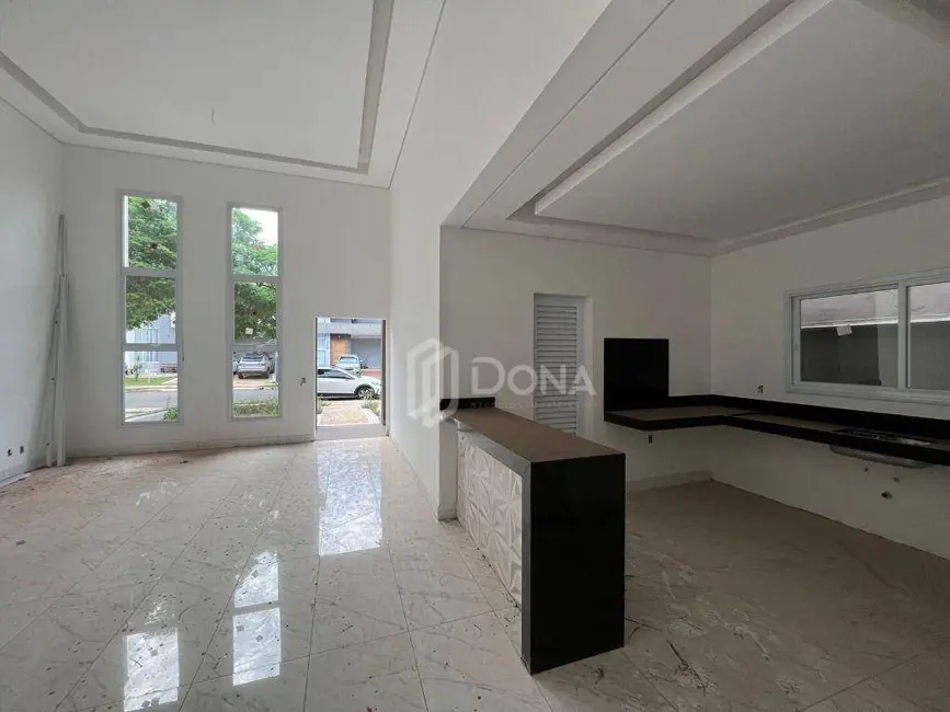 Foto 1 de Casa de Condomínio com 3 quartos à venda, 300m2 em Paulinia - SP