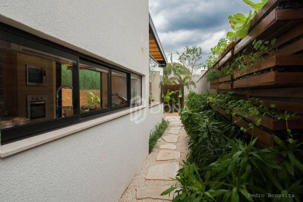 Casa de Condomínio com 3 quartos à venda, 266m2 em Campinas - SP - imagem 9 Foto 9 de Casa de Condomínio com 3 quartos à venda, 266m2 em Campinas - SP