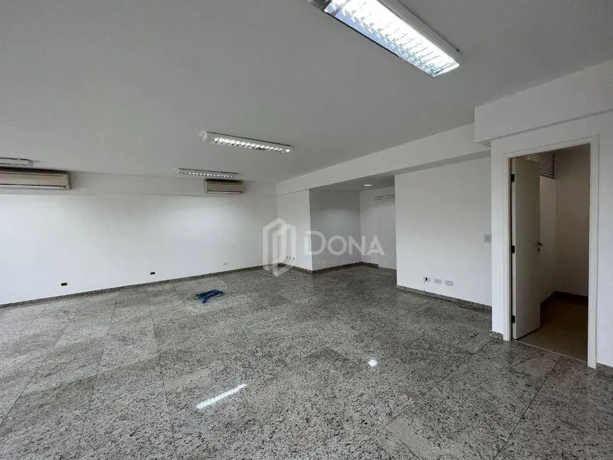Sala Comercial à venda e para alugar, 130m2 em Cambuí, Campinas - SP - imagem 4 Foto 4 de Sala Comercial à venda e para alugar, 130m2 em Cambuí, Campinas - SP
