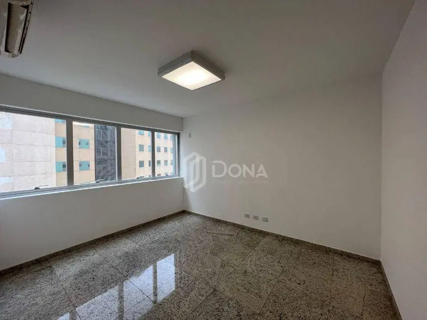 Sala Comercial à venda e para alugar, 130m2 em Cambuí, Campinas - SP - imagem 9 Foto 9 de Sala Comercial à venda e para alugar, 130m2 em Cambuí, Campinas - SP