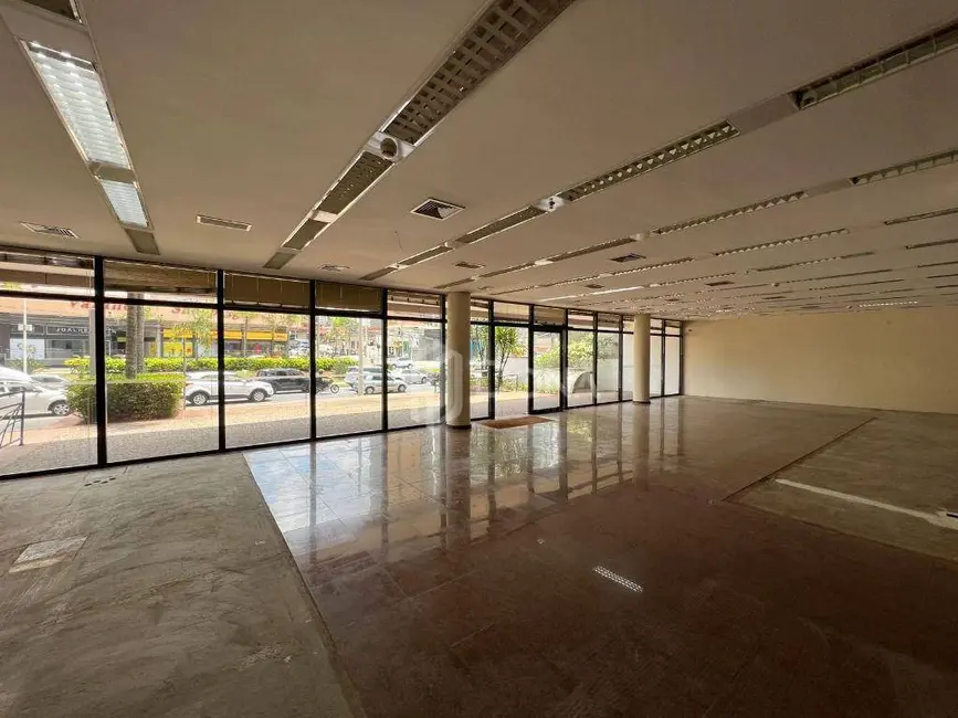 Sala Comercial para alugar, 378m2 em Cambuí, Campinas - SP - imagem 4 Foto 4 de Sala Comercial para alugar, 378m2 em Cambuí, Campinas - SP