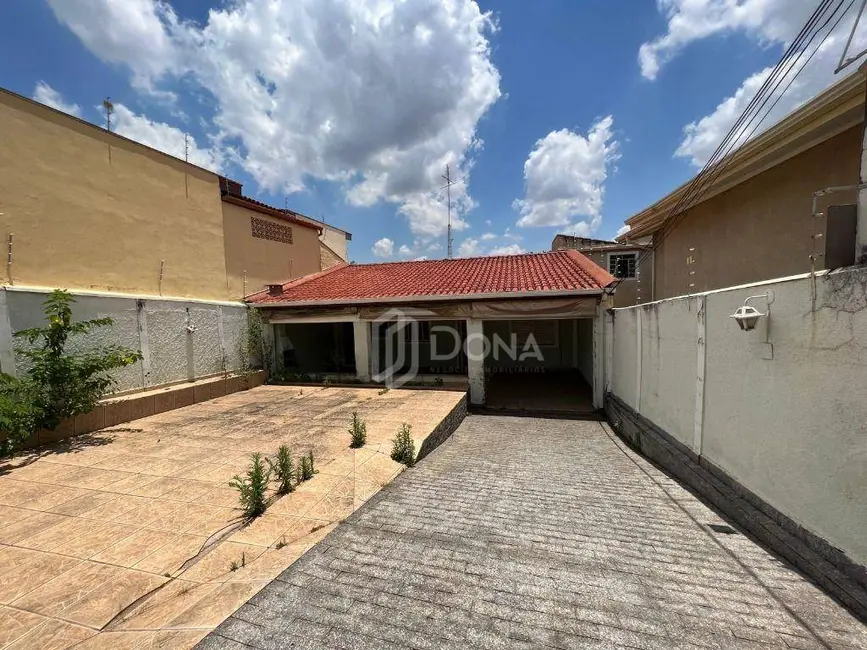 Casa com 3 quartos à venda, 252m2 em Jardim Interlagos, Campinas - SP - imagem 3 Foto 3 de Casa com 3 quartos à venda, 252m2 em Jardim Interlagos, Campinas - SP