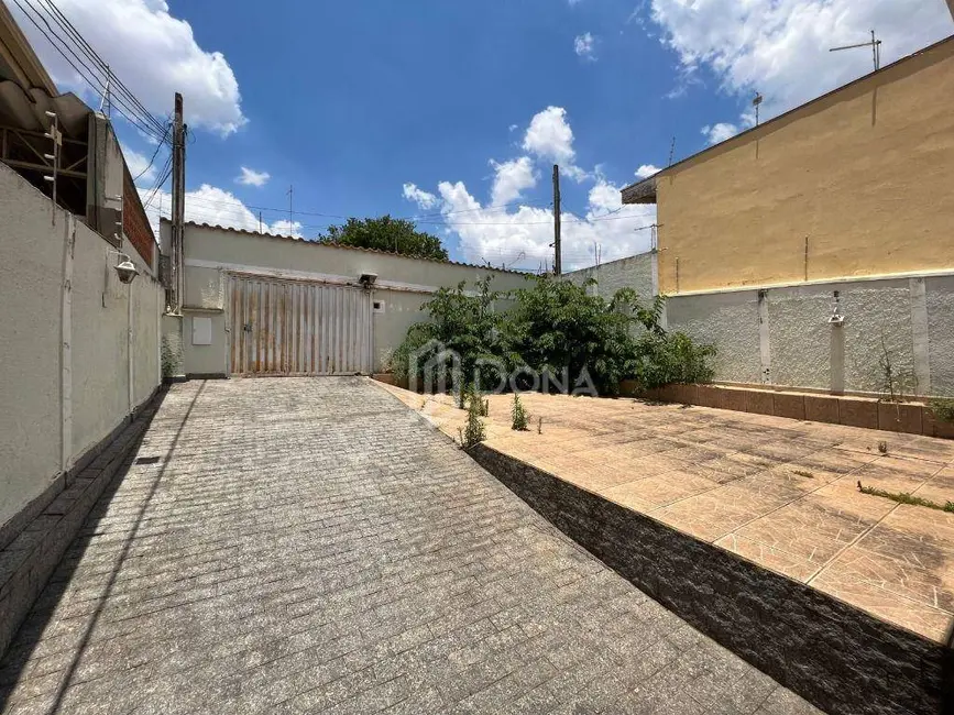 Casa com 3 quartos à venda, 252m2 em Jardim Interlagos, Campinas - SP - imagem 4 Foto 4 de Casa com 3 quartos à venda, 252m2 em Jardim Interlagos, Campinas - SP
