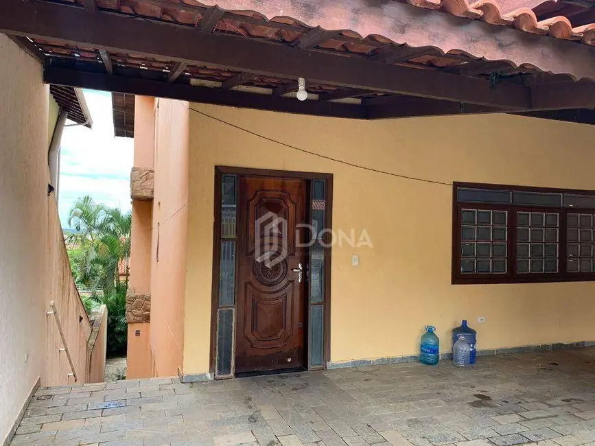 Foto 1 de Casa com 3 quartos para alugar, 280m2 em Parque das Flores, Campinas - SP