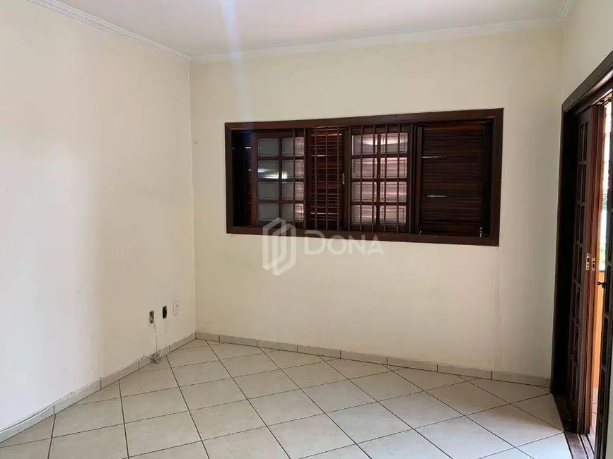 Foto 5 de Casa com 3 quartos para alugar, 280m2 em Parque das Flores, Campinas - SP