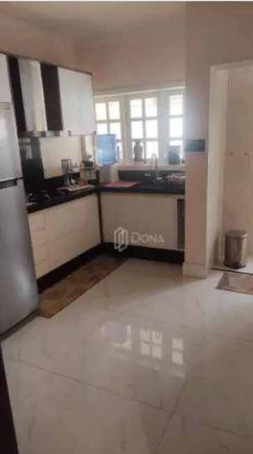 Foto 9 de Casa com 3 quartos à venda, 220m2 em Campinas - SP