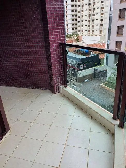 Apartamento com 4 quartos para alugar, 234m2 em Cambuí, Campinas - SP - imagem 4 Foto 4 de Apartamento com 4 quartos para alugar, 234m2 em Cambuí, Campinas - SP