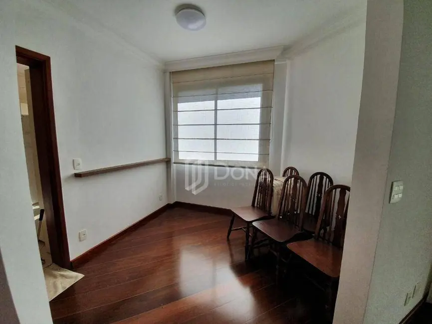 Apartamento com 4 quartos para alugar, 234m2 em Cambuí, Campinas - SP - imagem 7 Foto 7 de Apartamento com 4 quartos para alugar, 234m2 em Cambuí, Campinas - SP